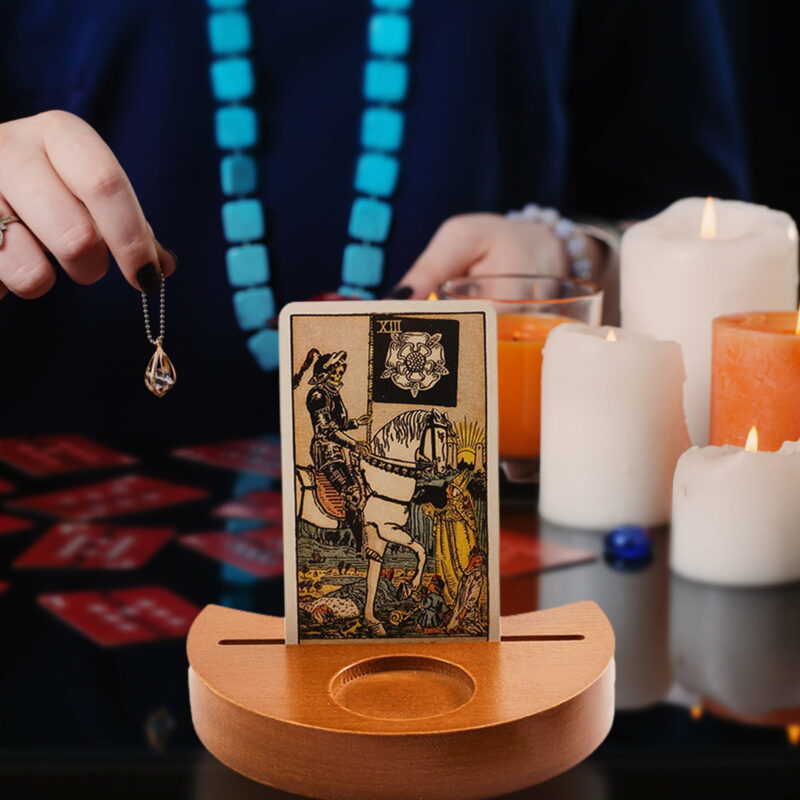 Koka Taro kāršu turētājs Displejs Koka Taro kāršu turētājs 1 | Esoteria.shop