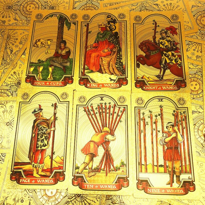 Universāls zīlēšanas Tarot Rider Waite Smith Golden ar zelta lapu - 6 kāršu izloze