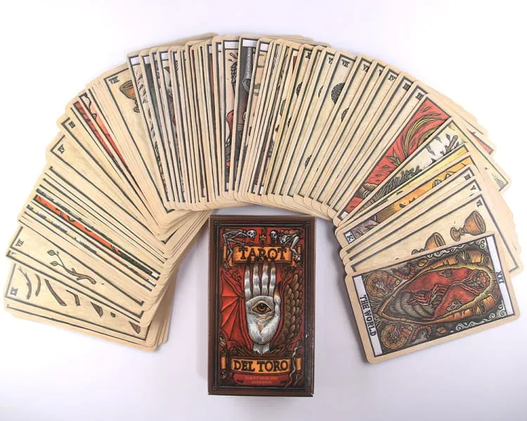 jeu de tarot 78 cartes lunivers guillermo del toro 760 | Esoteria.shop